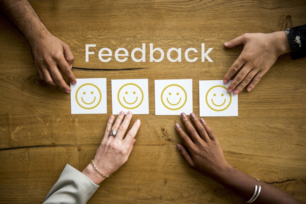 evaluation feedback customer smiley response